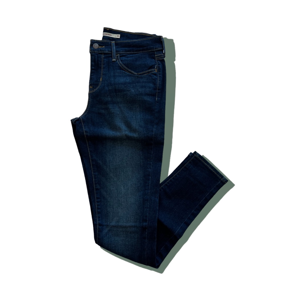 Levis 710 Jeans